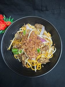 Beef Wok-Fried Noodle Donburi