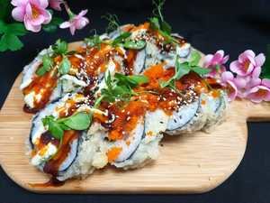 Seafood Tempura Sushi Roll (8 pcs)